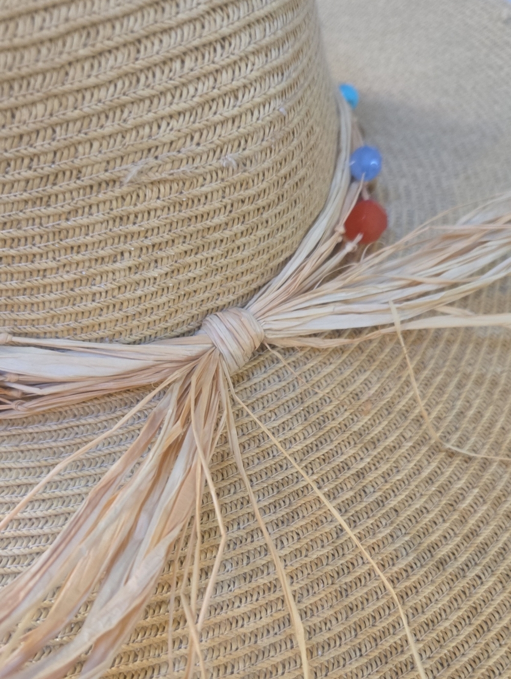 Sun 'N' Sand Oversized Beaded Raffia Accent - Picture 6 of 9